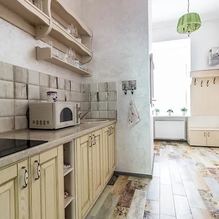 Dominicana L L Historical Center * Львів